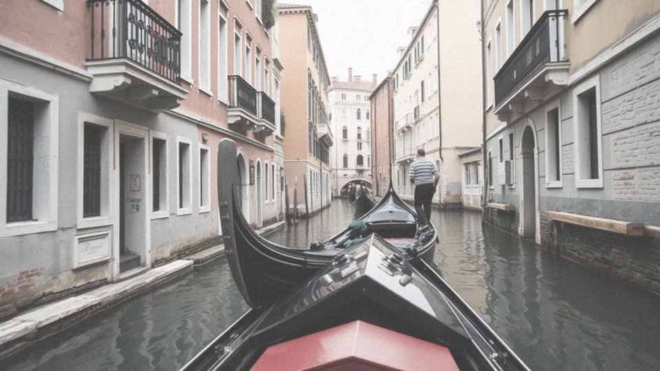Ile kosztuje gondola w Wenecji? Ceny i porady na rejsy